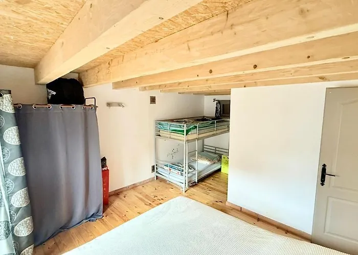 Maison De Village Atypique